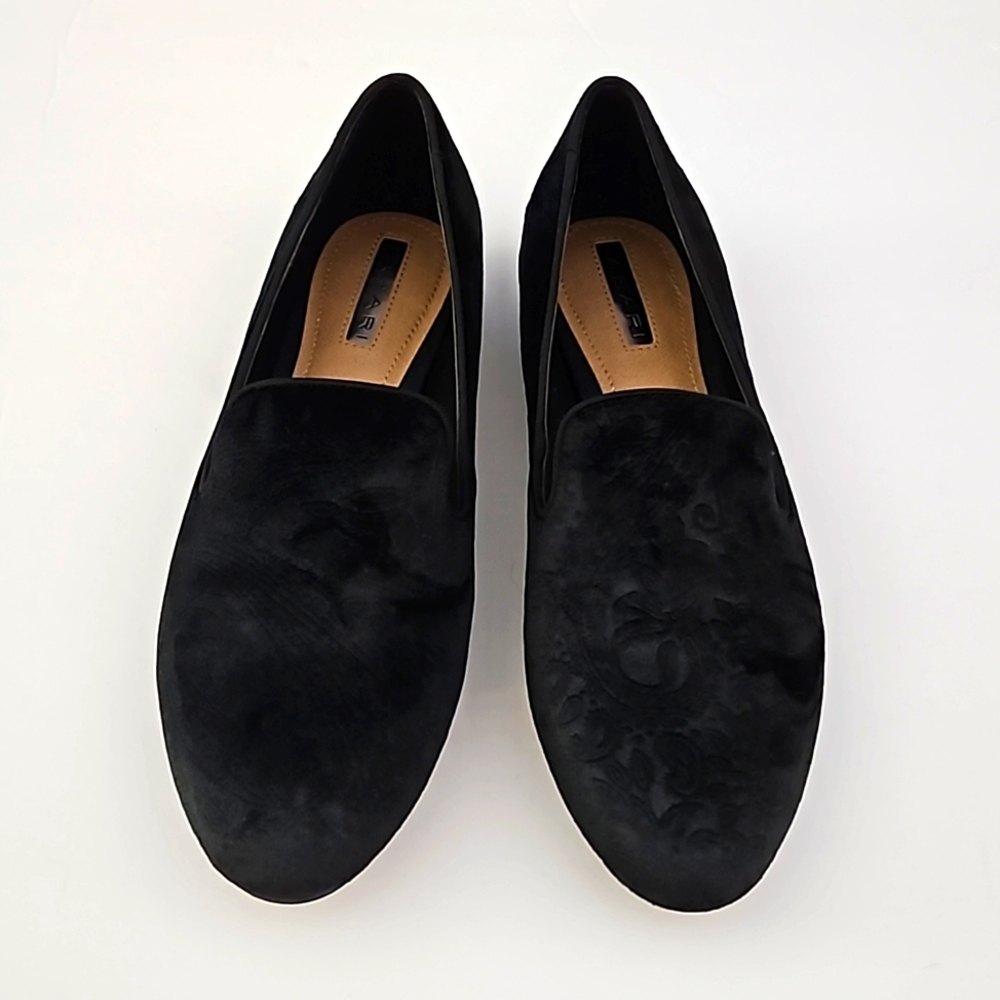 Tahari Black Velvet Paisley Pattern Loafer Flats Womens 8 EUC